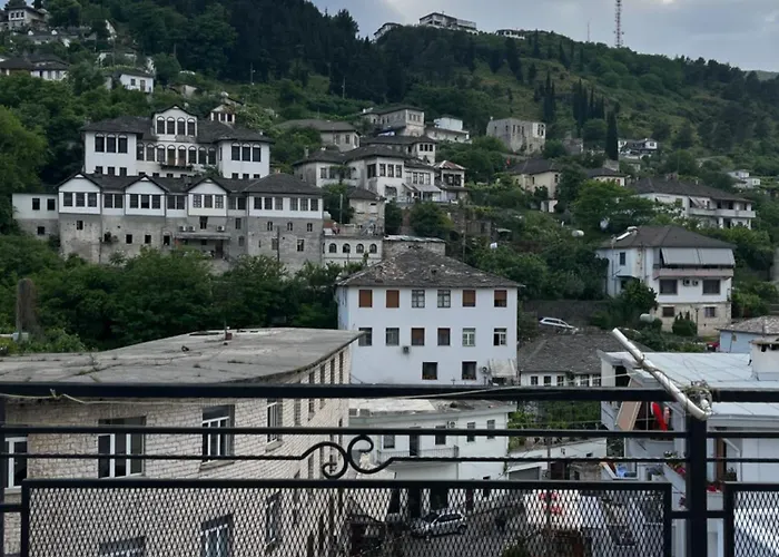 Andria's 公寓 Gjirokastër